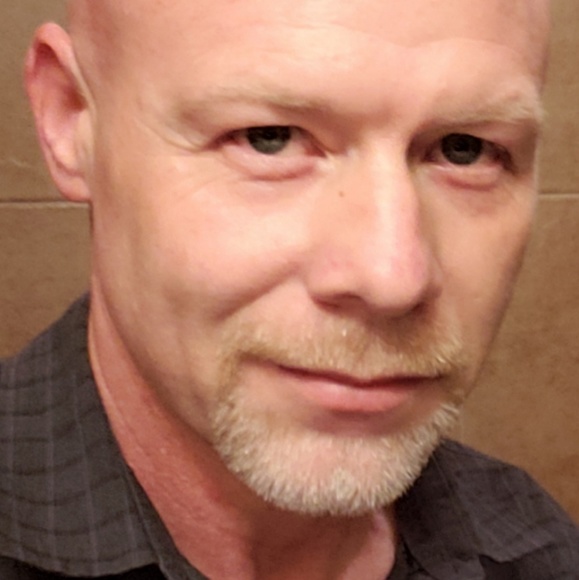 Meet your Posher, Kyle - Picture 2 of 2